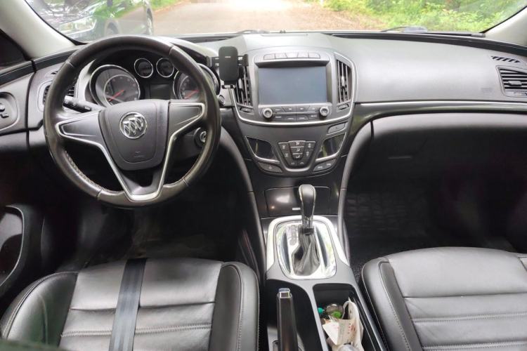 Used Buick Regal 2014 1.6T Fashionable Tech Edition Center Console