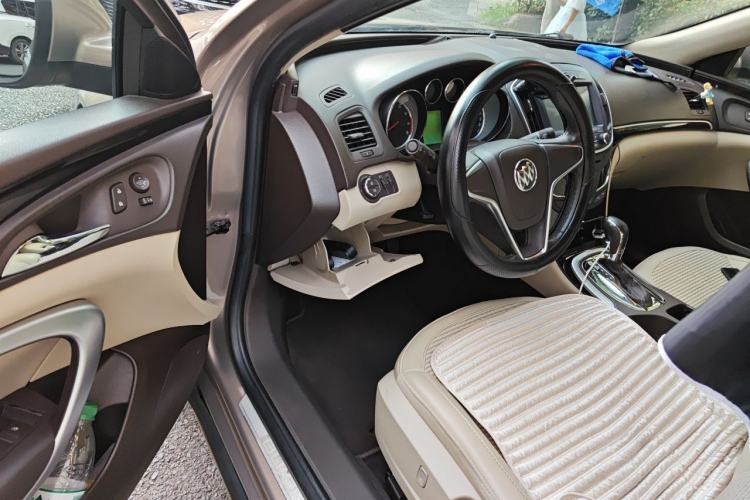 Used Buick Regal 2014 2.0L Leading Fashion Edition Driver Seat