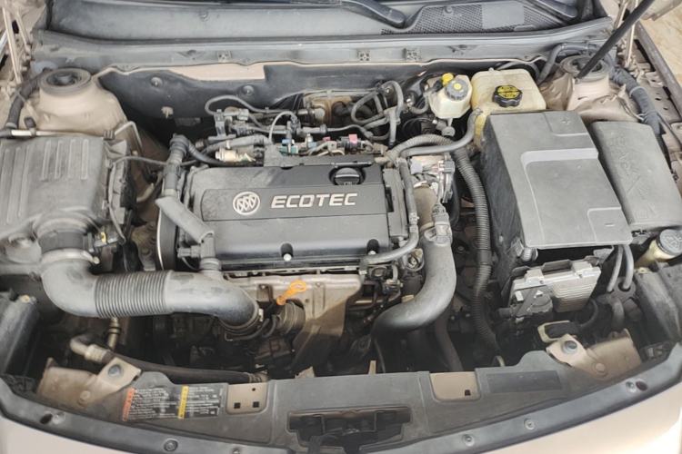 Used Buick Regal 2014 1.6T Fashionable Tech Edition Engine Bay