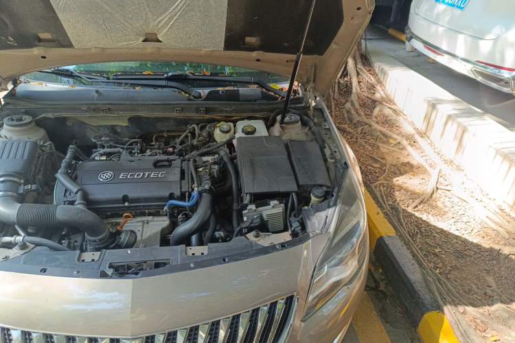Used Buick Regal 2014 1.6T Fashionable Tech Edition Engine Bay Left