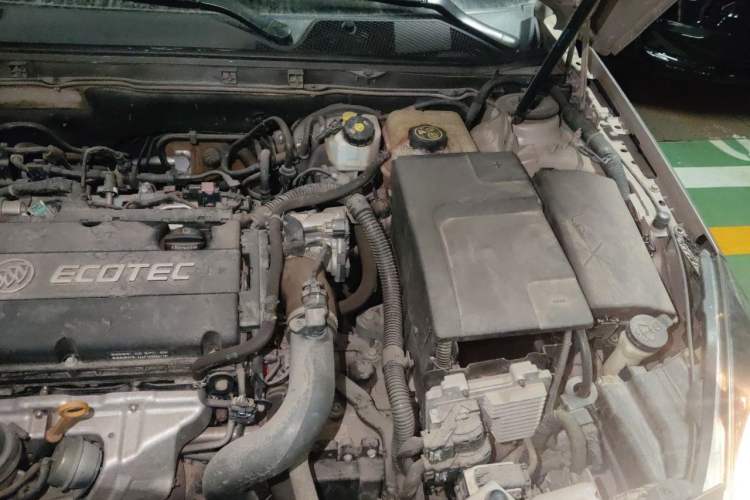 Used Buick Regal 2014 1.6T Fashionable Tech Edition Engine Bay Left