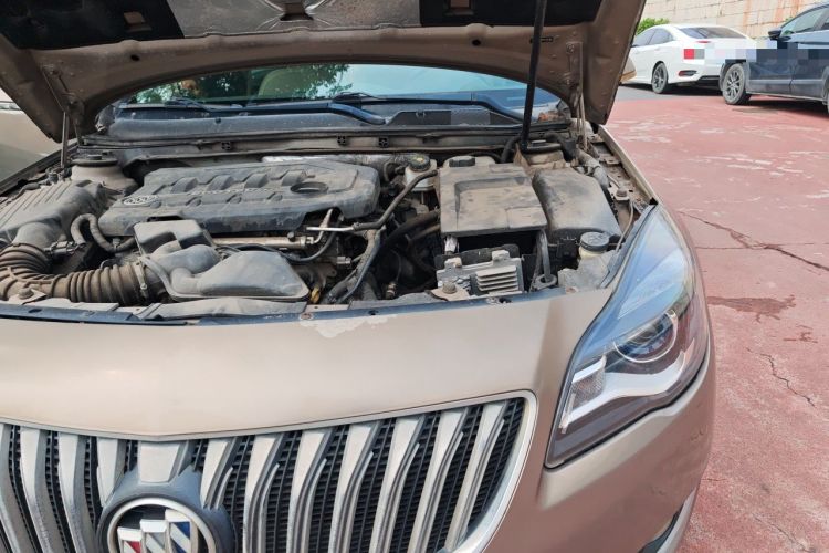 Used Buick Regal 2014 2.0L Leading Fashion Edition Engine Bay Left