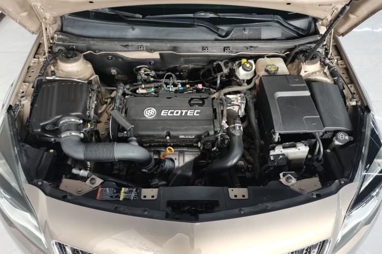 Used Buick Regal 2014 1.6T Fashionable Tech Edition Engine Bay