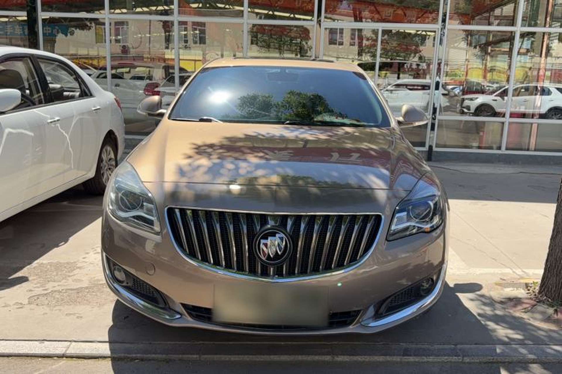 Used Buick Regal 2014 1.6T Fashionable Tech Edition Exterior 1