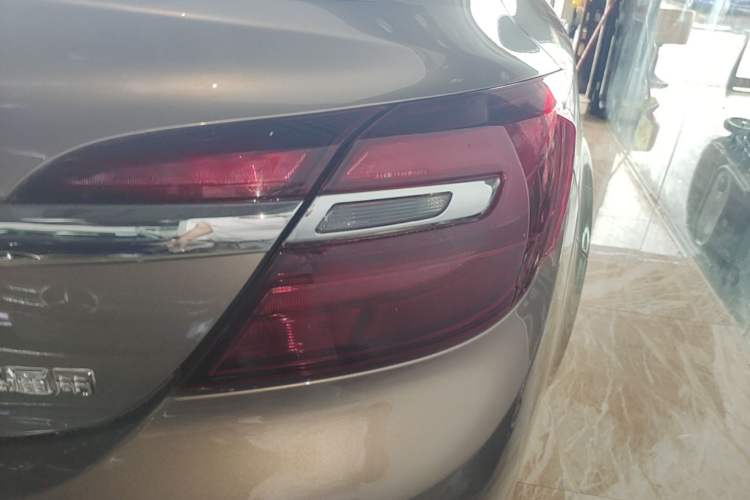 Used Buick Regal 2014 1.6T Fashionable Tech Edition Exterior 3