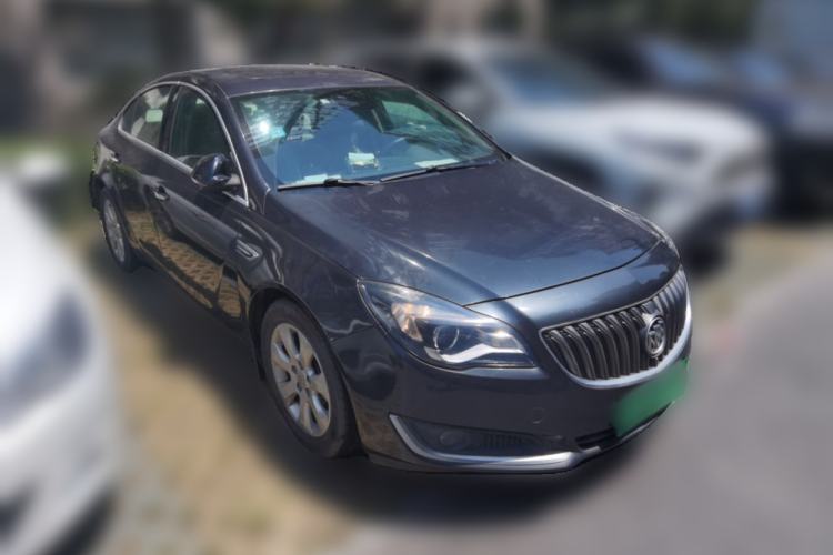 Used Buick Regal 2014 2.0L Elite Fashion Edition Front Right 45 Deg