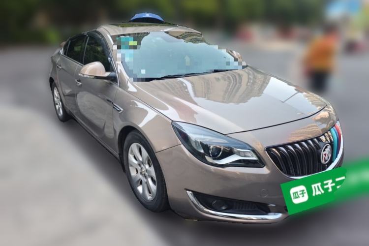 Used Buick Regal 2014 2.0L Elite Fashion Edition Front Right 45 Deg