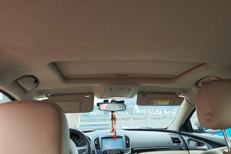 Used Buick Regal 2014 2.0L Leading Fashion Edition Headliner