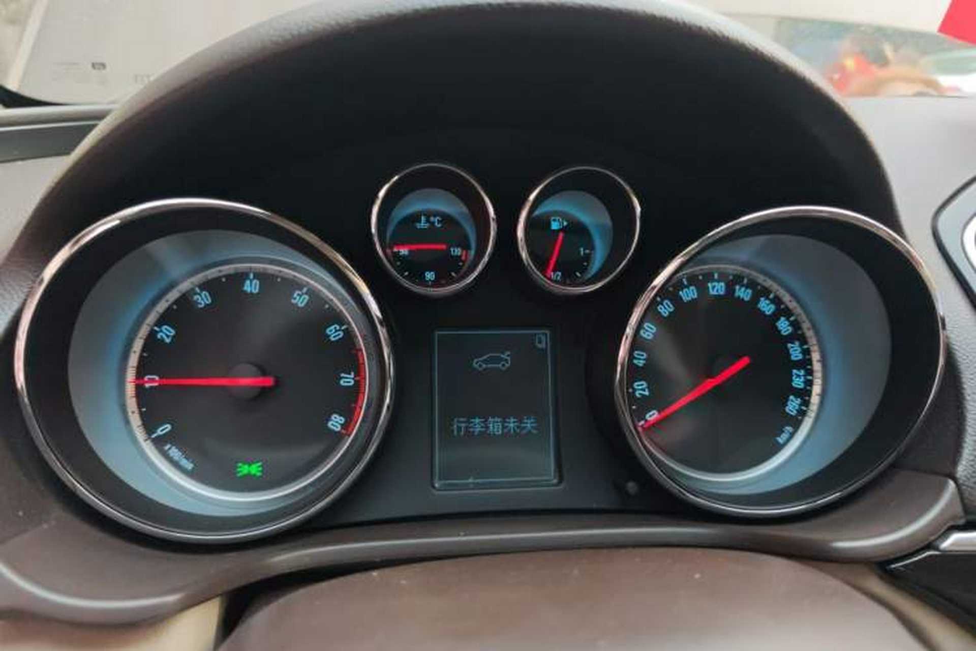 Used Buick Regal 2014 2.0L Leading Fashion Edition Instrument Cluster