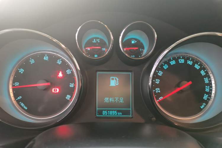 Used Buick Regal 2014 1.6T Fashionable Tech Edition Instrument Cluster