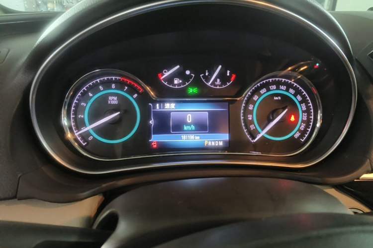 Used Buick Regal 2014 2.0L Elite Fashion Edition Instrument Cluster