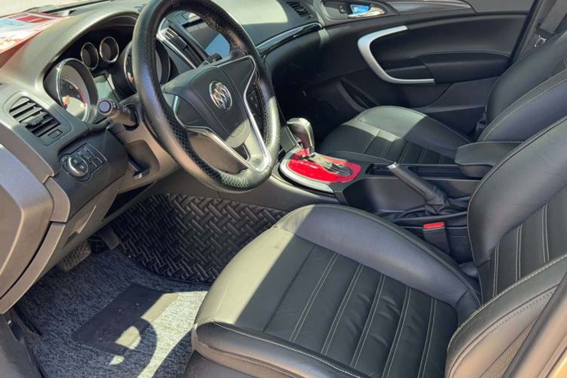 Used Buick Regal 2014 1.6T Fashionable Tech Edition Interior 1