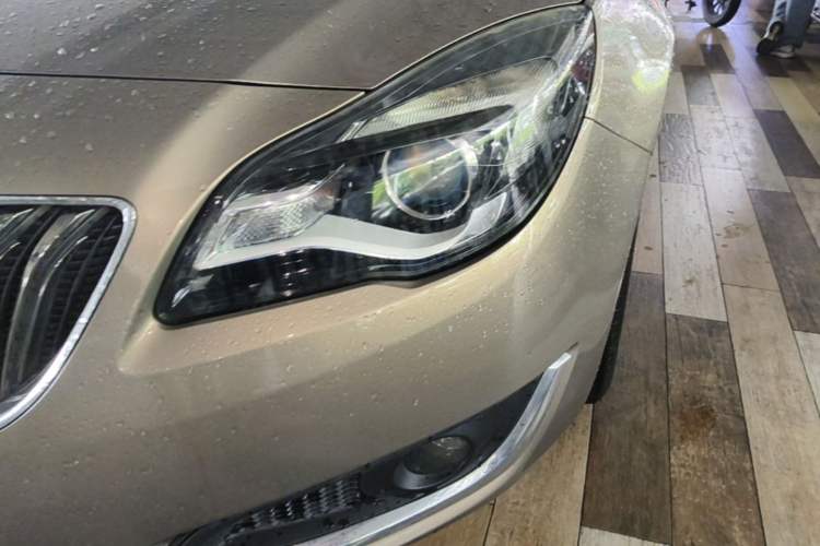 Used Buick Regal 2014 2.0L Elite Fashion Edition Left Front Headlight