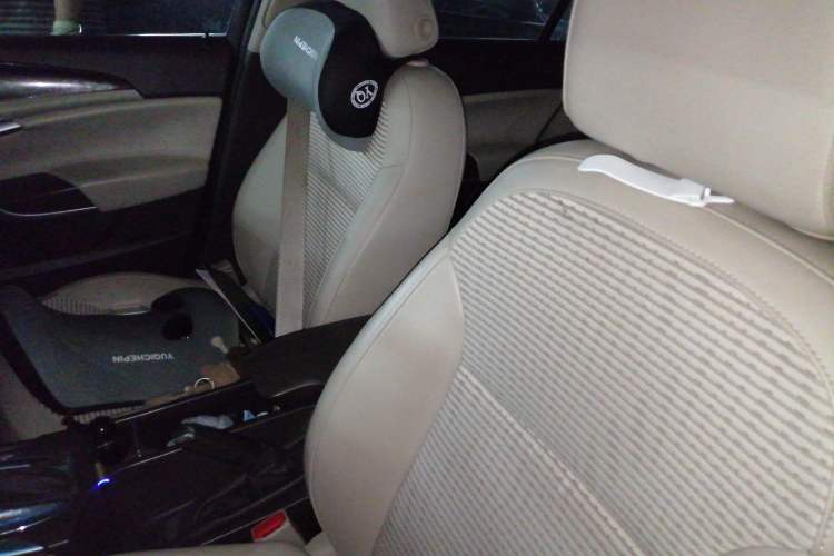 Used Buick Regal 2014 2.0L Leading Fashion Edition Left Front Seat