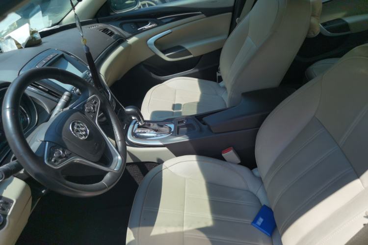 Used Buick Regal 2014 2.0L Elite Fashion Edition Left Front Seat