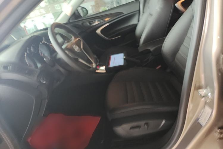 Used Buick Regal 2014 1.6T Fashionable Tech Edition Left Front Seat