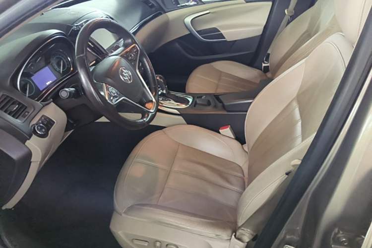 Used Buick Regal 2014 2.0L Elite Fashion Edition Left Front Seat