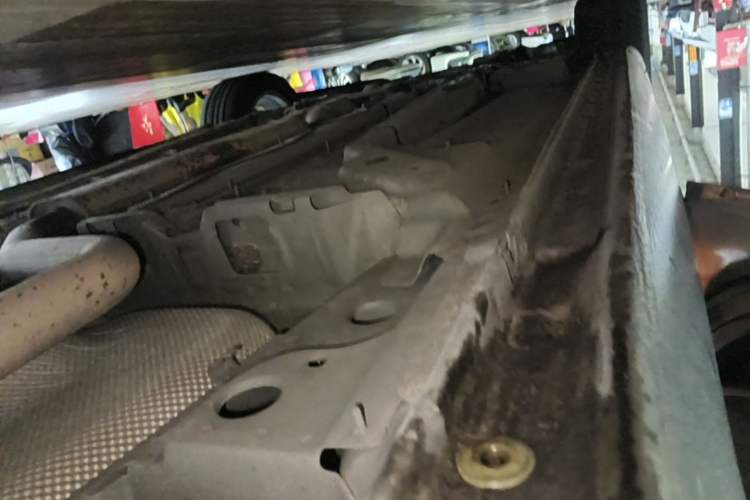 Used Buick Regal 2014 2.0L Elite Fashion Edition Left Side Sill