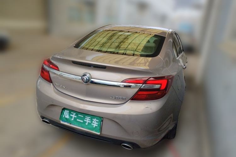 Used Buick Regal 2014 2.0L Leading Fashion Edition Rear Right 45 Deg