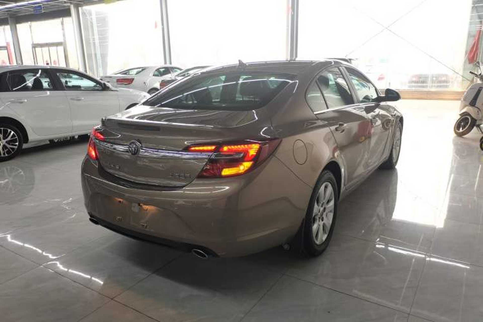 Used Buick Regal 2014 1.6T Fashionable Tech Edition Rear Right 45 Deg