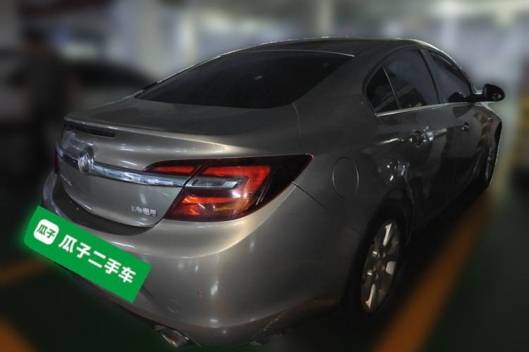 Used Buick Regal 2014 2.0L Leading Fashion Edition Rear Right 45 Deg