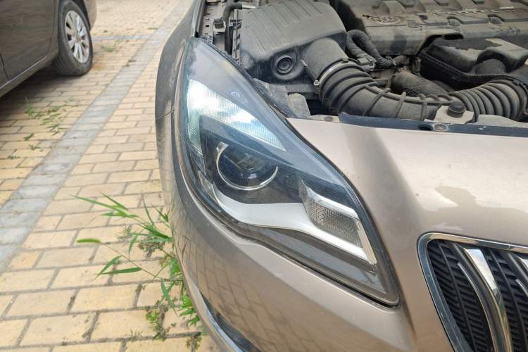 Used Buick Regal 2014 2.0L Leading Fashion Edition Right Front Headlight