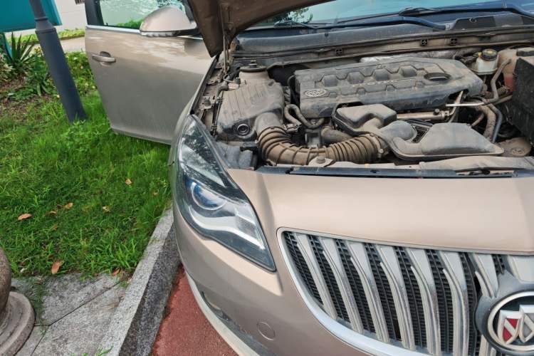 Used Buick Regal 2014 2.0L Leading Fashion Edition Right Front Headlight