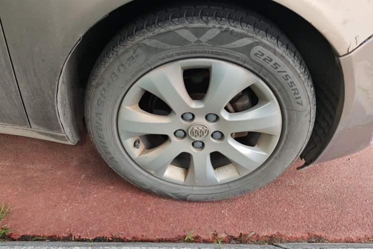 Used Buick Regal 2014 2.0L Leading Fashion Edition Right Front Wheel Hub