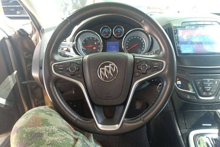 Used Buick Regal 2014 1.6T Fashionable Tech Edition Steering Wheel