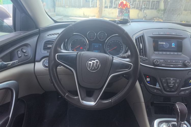 Used Buick Regal 2014 2.0L Leading Fashion Edition Steering Wheel