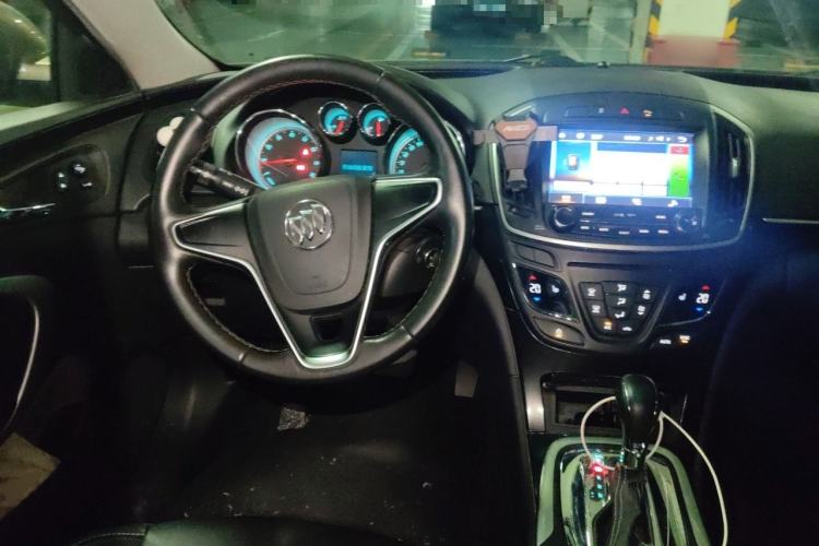 Used Buick Regal 2014 1.6T Fashionable Tech Edition Steering Wheel