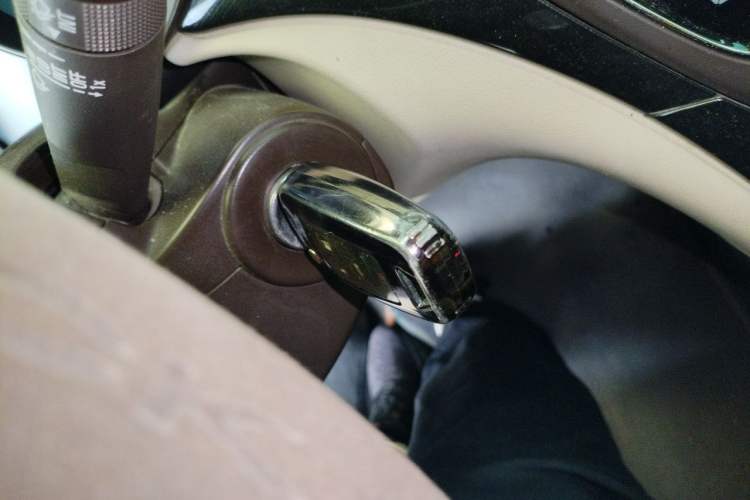 Used Buick Regal 2014 2.0L Leading Fashion Edition Vehicle Key