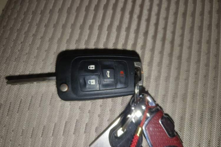 Used Buick Regal 2014 2.0L Elite Fashion Edition Vehicle Key