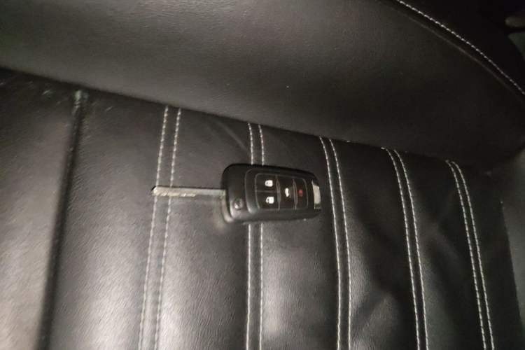 Used Buick Regal 2014 1.6T Fashionable Tech Edition Vehicle Key