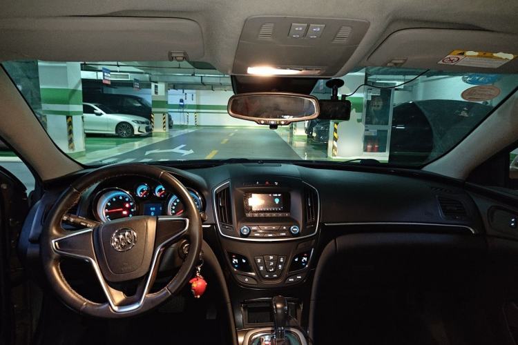 Used Buick Regal 2014 1.6T Fashionable Tech Edition Center Console