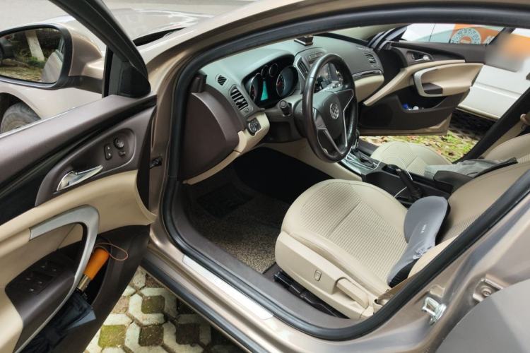 Used Buick Regal 2014 2.0L Leading Fashion Edition Driver Seat