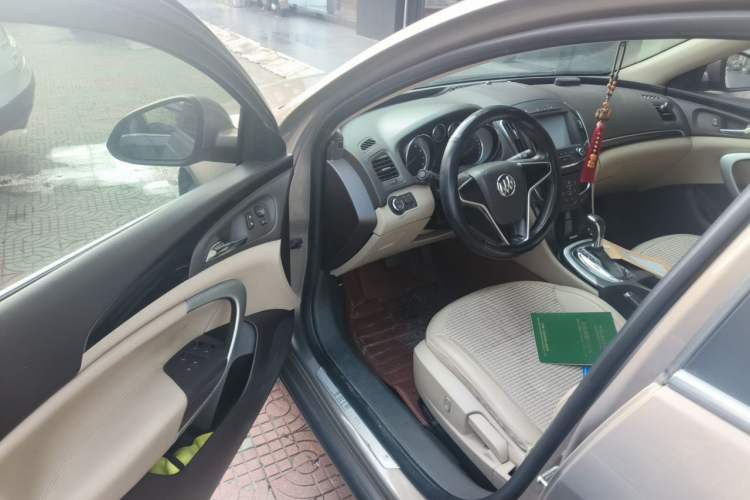 Used Buick Regal 2014 2.0L Leading Fashion Edition Driver Seat