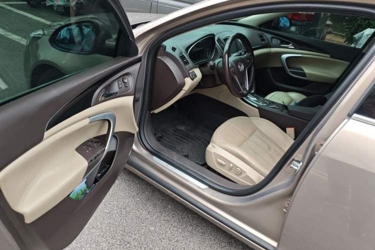 Used Buick Regal 2014 2.4L SIDI Luxury Fashion Edition Driver Seat
