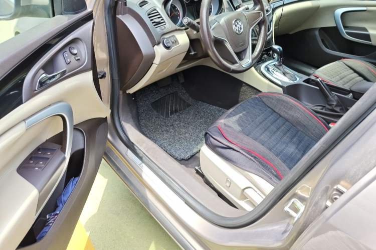 Used Buick Regal 2014 2.0L Leading Fashion Edition Driver Seat