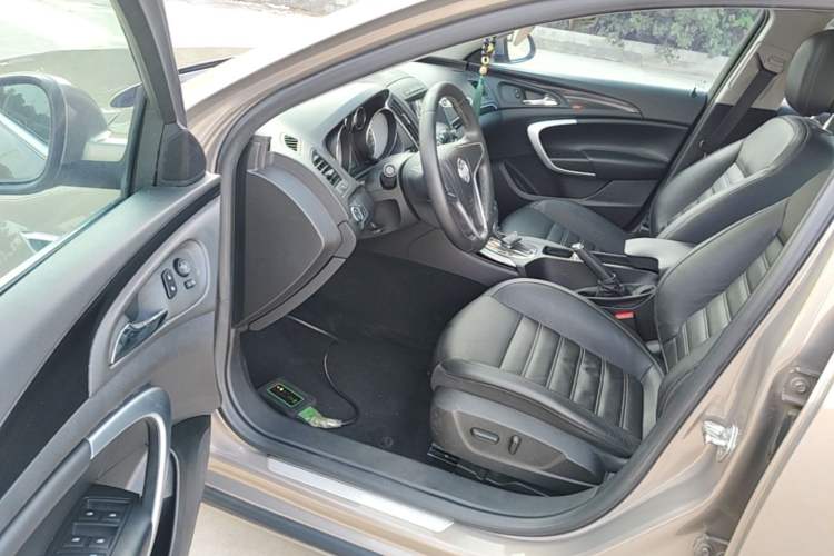Used Buick Regal 2014 1.6T Fashionable Tech Edition Driver Seat