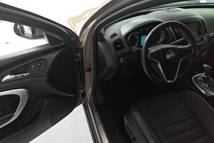 Used Buick Regal 2014 1.6T Fashionable Tech Edition Driver Seat