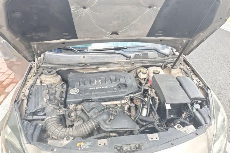 Used Buick Regal 2014 2.0L Leading Fashion Edition Engine Bay