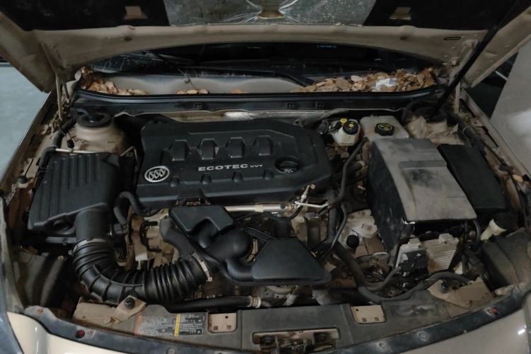 Used Buick Regal 2014 2.0L Leading Fashion Edition Engine Bay
