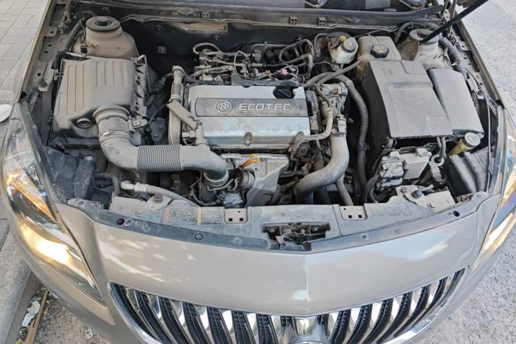 Used Buick Regal 2014 1.6T Fashionable Tech Edition Engine Bay