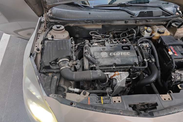 Used Buick Regal 2014 1.6T Fashionable Tech Edition Engine Bay Right