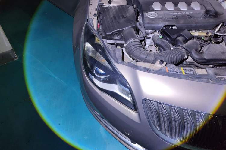 Used Buick Regal 2014 2.0L Leading Fashion Edition Engine Bay Right