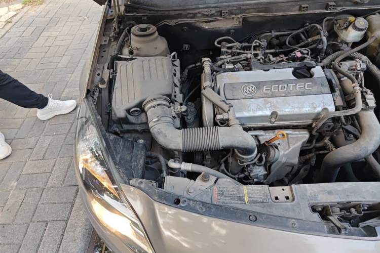 Used Buick Regal 2014 1.6T Fashionable Tech Edition Engine Bay Right