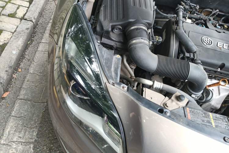 Used Buick Regal 2014 1.6T Fashionable Tech Edition Engine Bay Right
