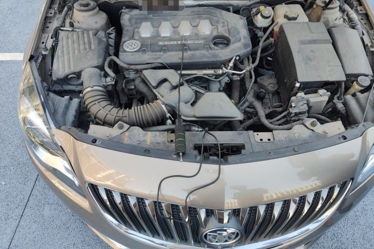 Used Buick Regal 2014 2.0L Leading Fashion Edition Engine Bay
