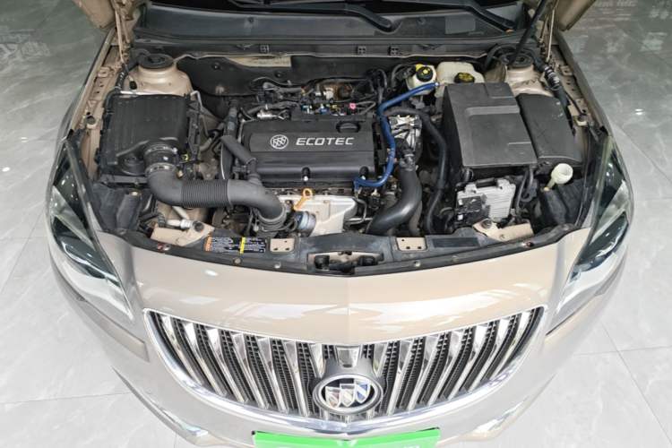 Used Buick Regal 2014 1.6T Fashionable Tech Edition Engine Bay